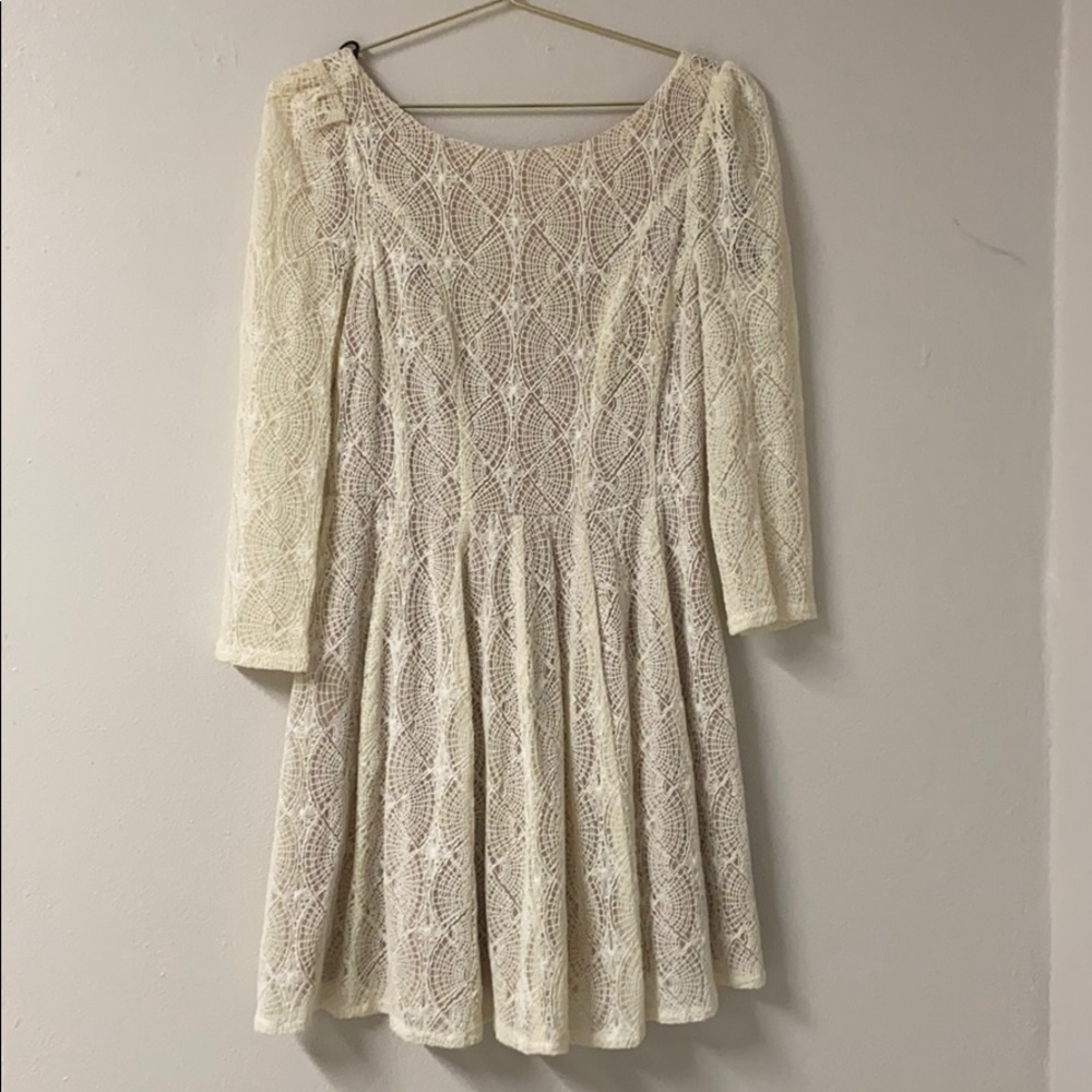 Bone white semi formal dress ✨